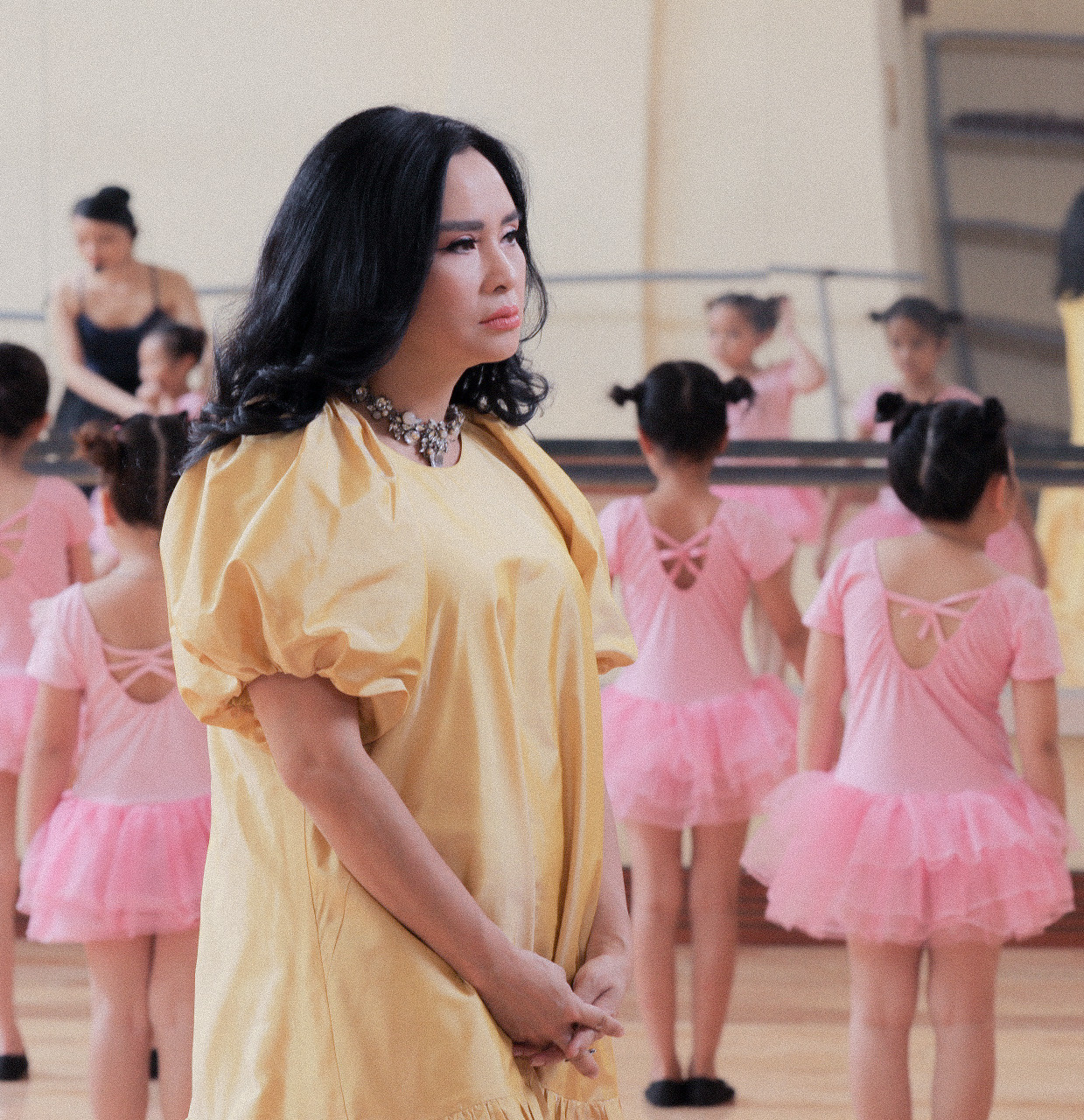 Ca sĩ Thanh Lam hát hai ca khúc về cha mẹ trong mùa Vu Lan.