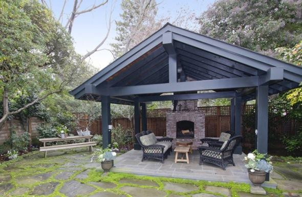 Lò sưởi ngoài trời