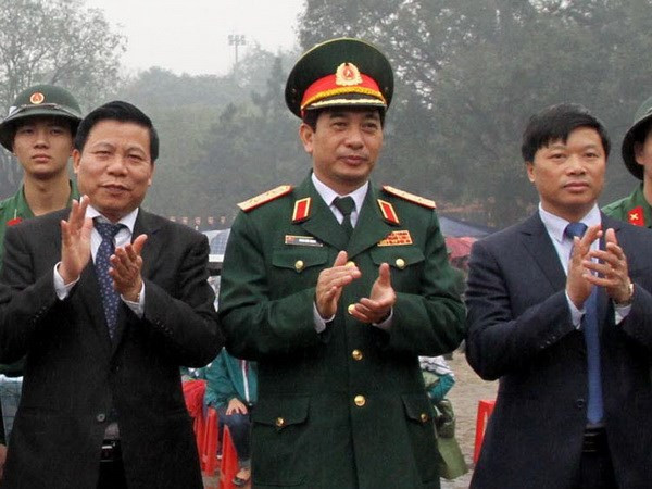 Infographic 200 ủy viên BCH Trung ương Đảng khóa XII ảnh 50