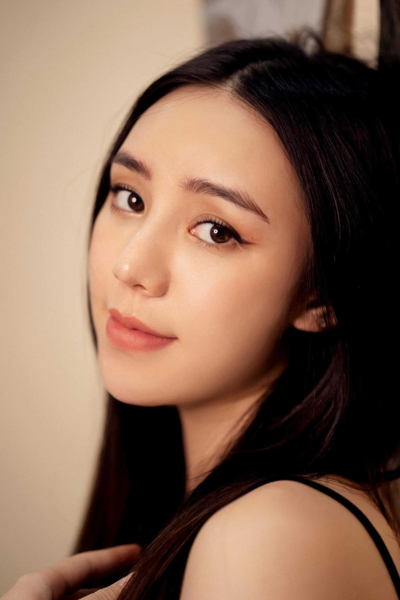 Nhan sắc ngọt ngào của Quỳnh Kool.