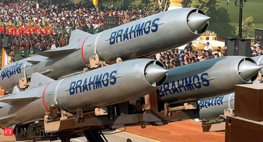 Tên lửa Brahmos của Ấn Độ. (Ảnh: FB) Tên lửa Brahmos của Ấn Độ. (Ảnh: FB)