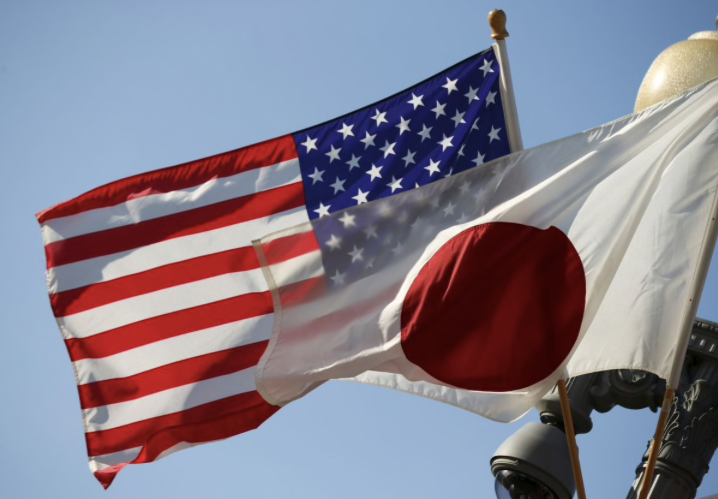 Quốc kỳ của Mỹ và Nhật Bản. (Ảnh: Reuters)