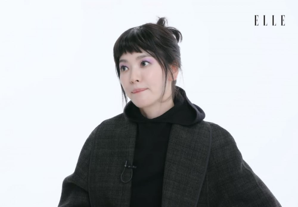 Song Hye Kyo trẻ trung, dễ thương với kiểu tóc mái ngố. Ảnh: Elle.