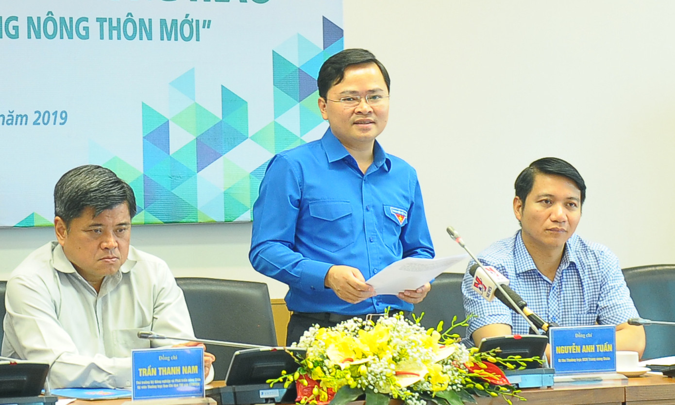 Sức trẻ đổi mới nông thôn Việt ảnh 1