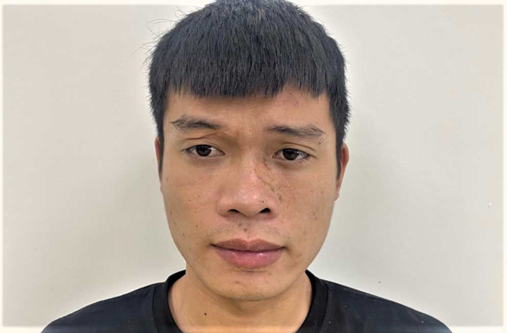 Phạm Văn Thắng bị bắt. Phạm Văn Thắng bị bắt.