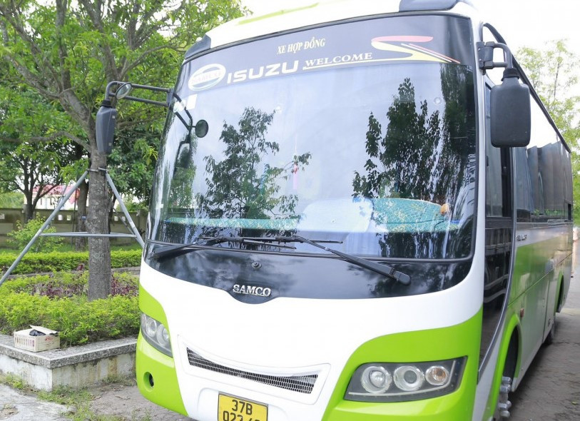 Công an tạm giữ phương tiện.