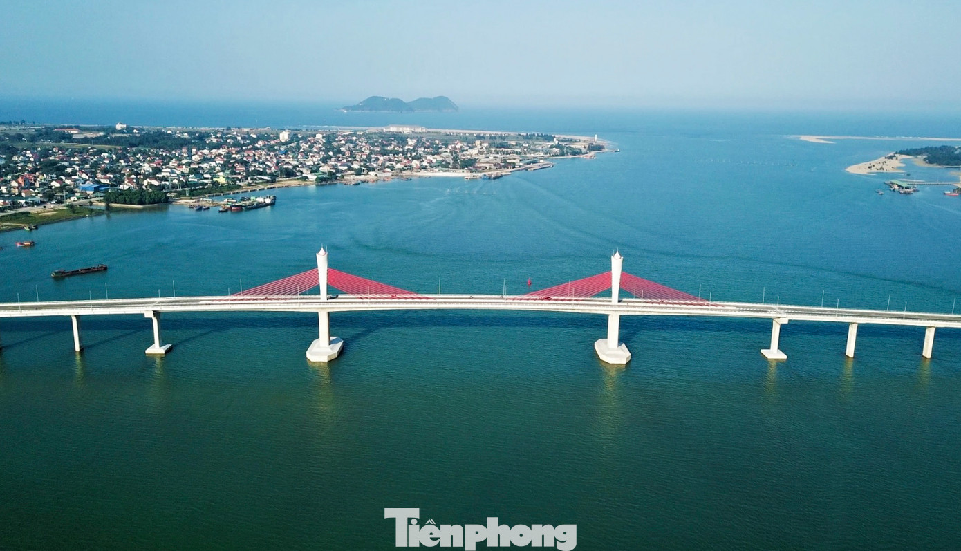 Dự án có tổng chiều dài tuyến là 5,271 km; phần cầu dài 1,728 km, chiều rộng cầu nhịp chính 18,5m, cầu dẫn 16m.