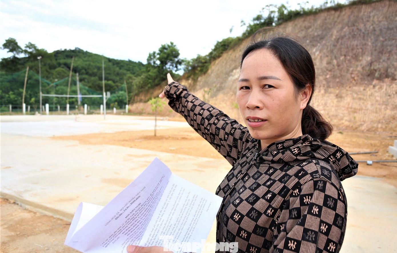 Người dân kiến nghị chính quyền các cấp không chấp thuận chủ trương đầu tư dự án.