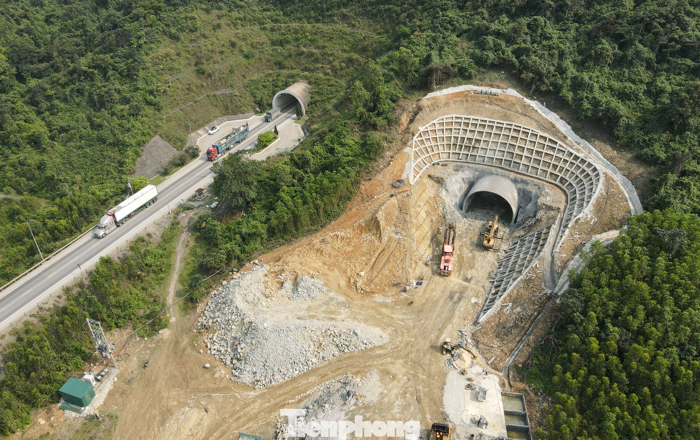 Khi hoàn thành, hầm Đèo Ngang sẽ khai thác song song 2 ống hầm với chiều rộng nền đường lên đến 20,5m, cung cấp 4 làn xe cơ giới và 2 làn xe thô sơ. Công trình đầu tư mở rộng hầm Đèo Ngang khi hoàn thành được kỳ vọng đáp ứng nhu cầu lưu thông ngày càng tăng trên Quốc lộ 1 qua tỉnh Hà Tĩnh và tỉnh Quảng Bình.