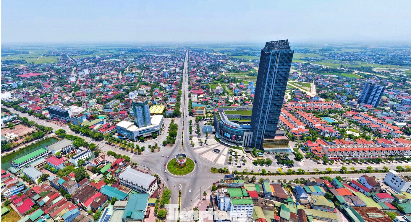 Một góc TP Hà Tĩnh nhìn từ trên cao.