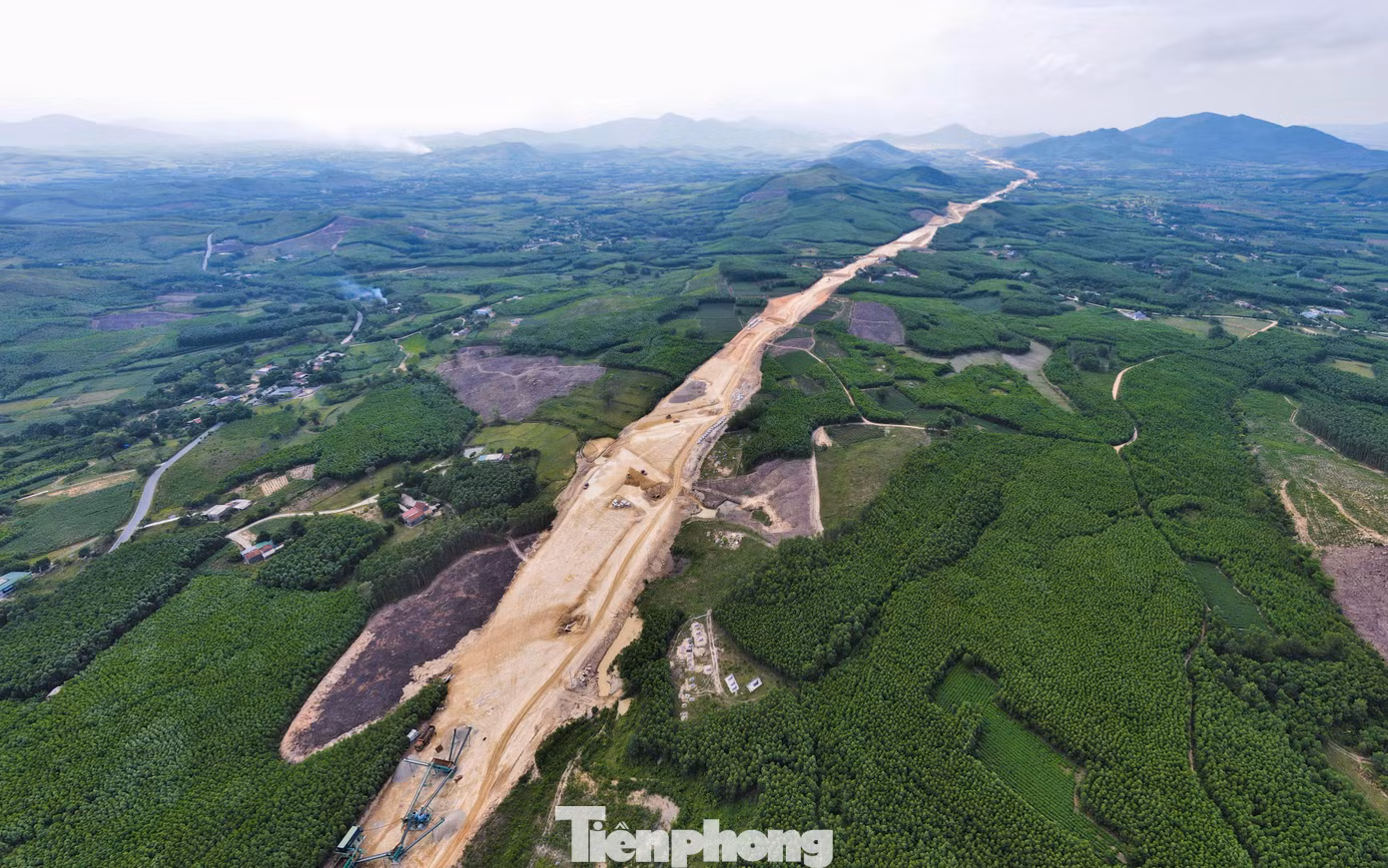 Là công trình trọng điểm Quốc gia, khi hoàn thành, cao tốc Bắc – Nam sẽ là tuyến đường có ý nghĩa quan trọng, nâng cao hạ tầng giao thông, thúc đẩy phát triển kinh tế - xã hội khu vực và cả nước.