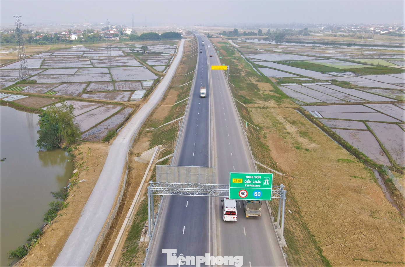 Ở giai đoạn 1, tuyến cao tốc này có quy mô 4 làn xe, tốc độ tối đa 80km/h. Giai đoạn hoàn chỉnh, đường có quy mô 6 làn xe, vận tốc thiết kế 100 - 120km/h.