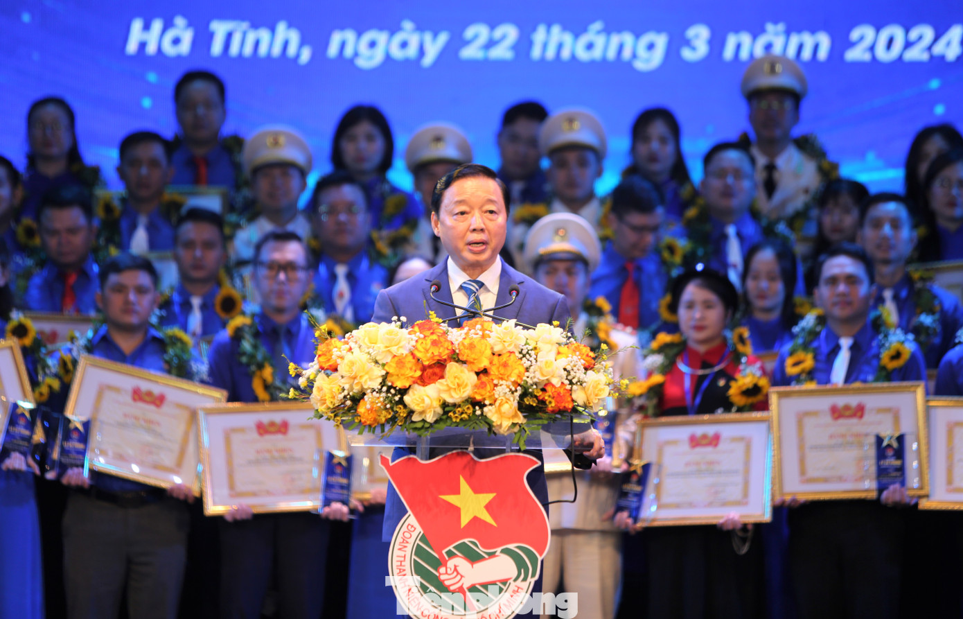 Thay mặt lãnh đạo Đảng, Nhà nước, Phó Thủ tướng Trần Hồng Hà ghi nhận, biểu dương những đóng góp to lớn và thành tích xuất sắc của đoàn viên, thanh thiếu niên, nhi đồng cả nước và tổ chức Đoàn đối với sự nghiệp cách mạng của Đảng trong suốt chặng đường 93 năm qua; khẳng định Đảng, Nhà nước luôn đánh giá cao vị trí, vai trò, những cống hiến xuất sắc của tổ chức Đoàn và tuổi trẻ nước nhà.