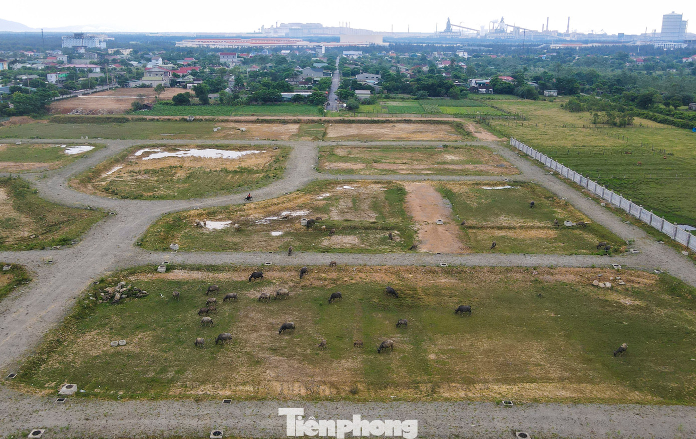 Hàng trăm dự án ở Hà Tĩnh được kiểm tra để xử lý vi phạm. Hàng trăm dự án ở Hà Tĩnh được kiểm tra để xử lý vi phạm.