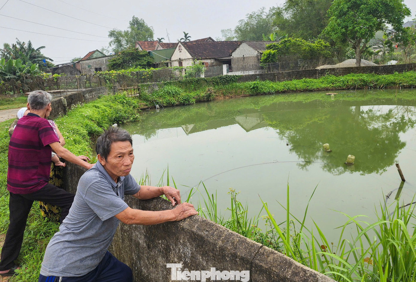 Người dân lo lắng vì nhiều năm không có nước sạch sinh hoạt.