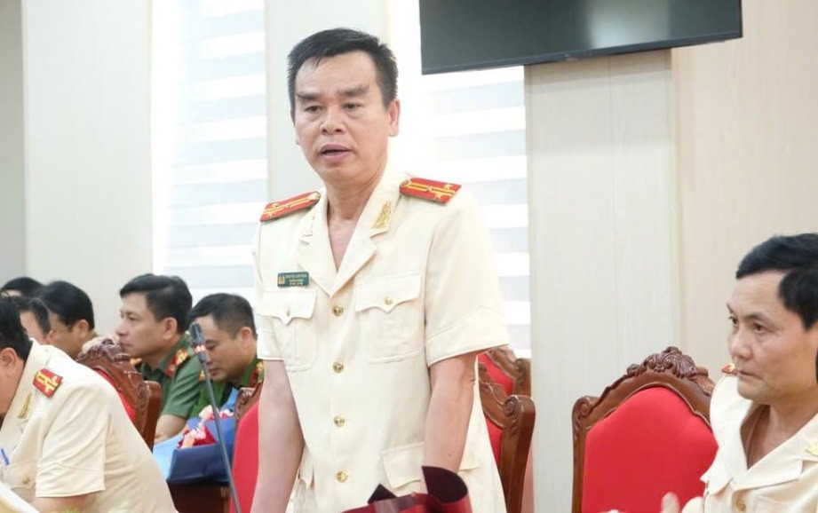 Thượng tá Nguyễn Anh Tuấn - Trưởng phòng An ninh điều tra, Công an tỉnh Hà Tĩnh là một trong 16 cán bộ xin nghỉ hưu trước tuổi.