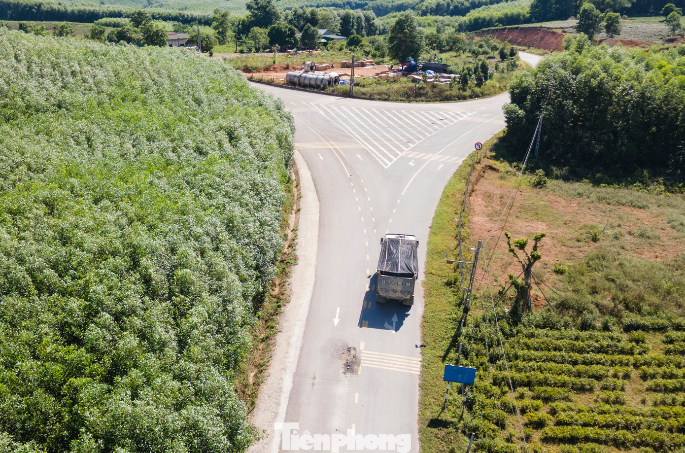 Giai đoạn 1 dự án dài 5,5km, điểm đầu nối Quốc lộ 1A qua xã Kỳ Đồng, điểm cuối giao với đường tỉnh ĐT.551 qua xã Kỳ Trung (huyện Kỳ Anh), hoàn thành sử dụng từ tháng 4/2021. Giai đoạn 2 dài 1,7km theo hướng tuyến ĐT 551 qua xã Kỳ Trung, đưa vào sử dụng từ tháng 7/2023.