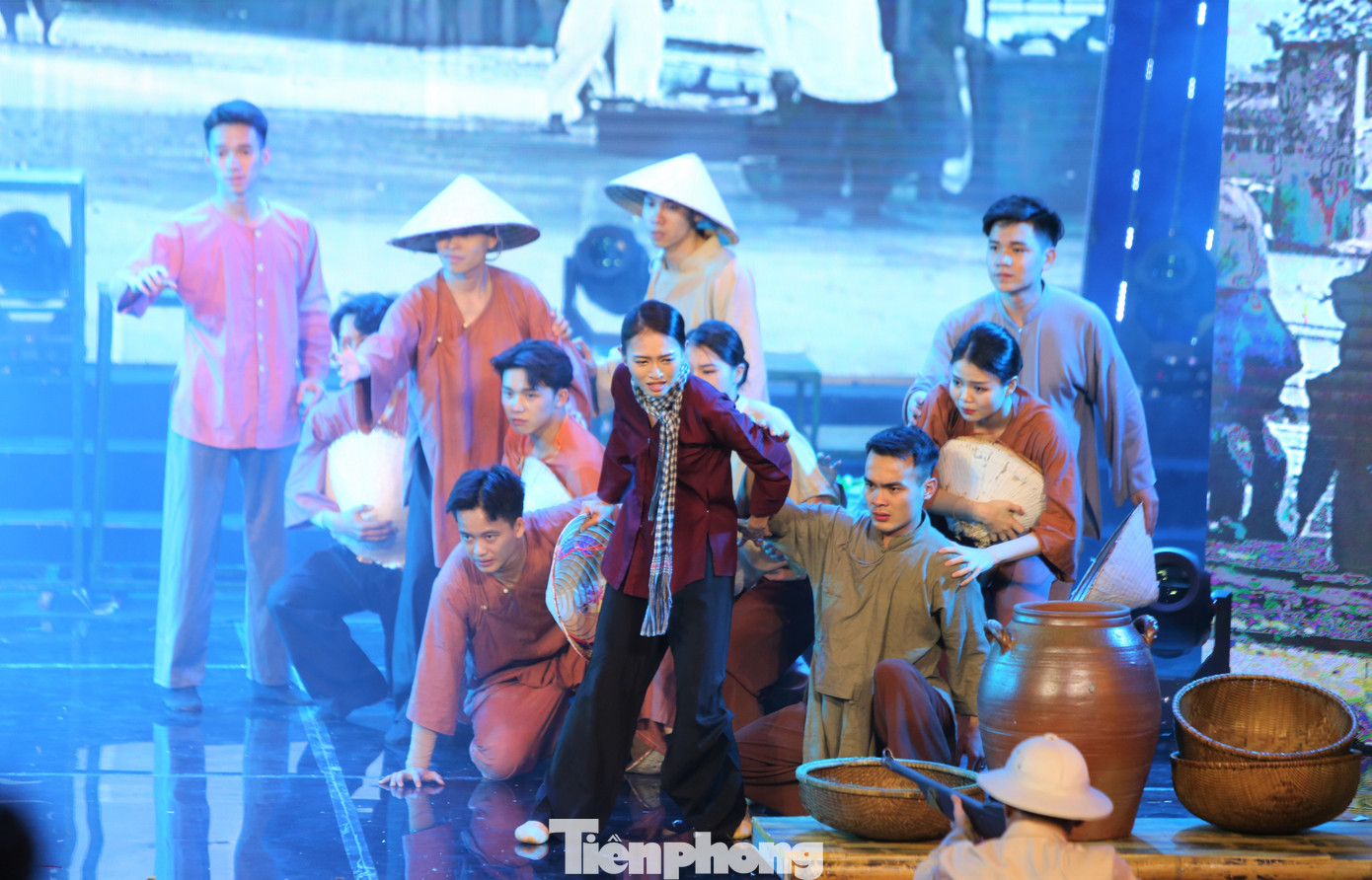 Chương trình nghệ thuật tại buổi lễ. Chương trình nghệ thuật tại buổi lễ.