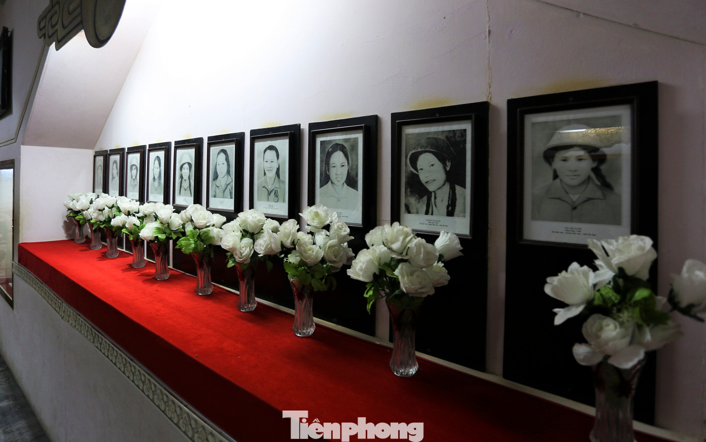 Ông Đặng Quốc Vũ, Trưởng BQL Khu di tích Ngã ba Đồng Lộc, cho biết, từ đầu năm đến nay, có khoảng 400.000 lượt khách từ khắp mọi miền Tổ quốc và du khách nước ngoài về khu di tích để tưởng nhớ, tri ân các anh hùng liệt sĩ. Trong tháng 7, mỗi ngày có 4.000 – 4.500 lượt khách về đây.