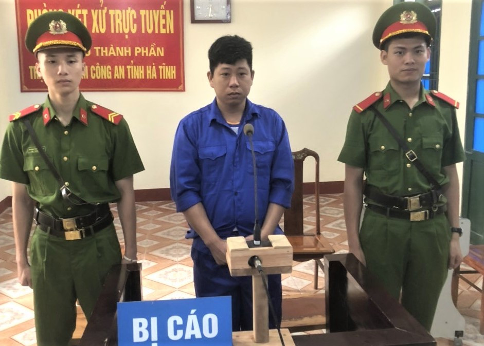 Bị cáo Phạm Xuân Trường tại điểm cầu thành phần Trại tạm giam công an tỉnh Hà Tĩnh.