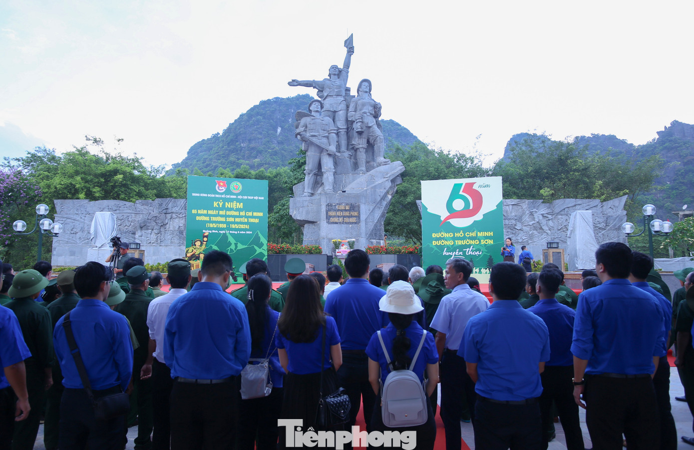Sáng 16/5, T.Ư Đoàn TNCS Hồ Chí Minh và Hội Cựu thanh niên xung phong Việt Nam, Tỉnh Đoàn Quảng Bình tổ chức lễ dâng hương tại Khu tượng đài Thanh niên Xung phong (TNXP) chống Mỹ ở thị trấn Phong Nha, huyện Bố Trạch (Quảng Bình). Đây là hoạt động nằm trong chuỗi kỷ niệm 65 năm ngày mở đường Hồ Chí Minh - đường Trường Sơn huyền thoại.