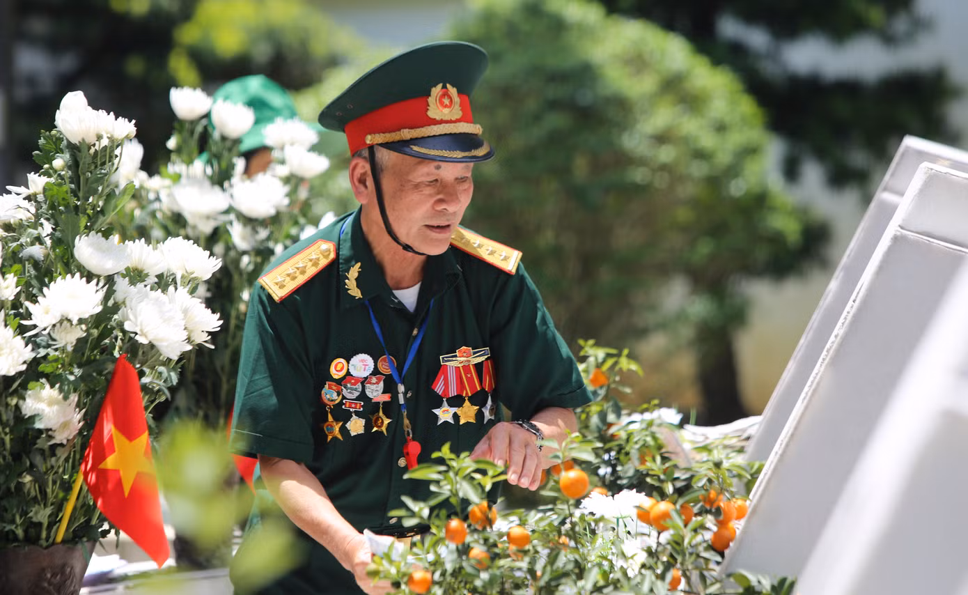 Theo Ban Quản lý Khu di tích Ngã ba Đồng Lộc và Khu tưởng niệm Lý Tự Trọng, từ đầu năm đến nay khu di tích đã đón gần 200.000 lượt khách tham quan, dâng hương. Riêng tháng 4 này đã có hơn 63.000 lượt du khách về hành hương.