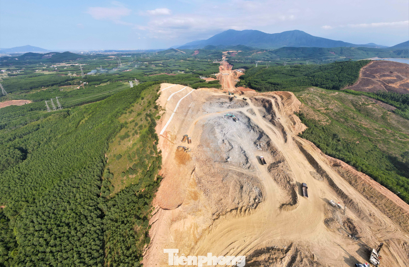 Hình hài cao tốc Bắc – Nam qua Hà Tĩnh.