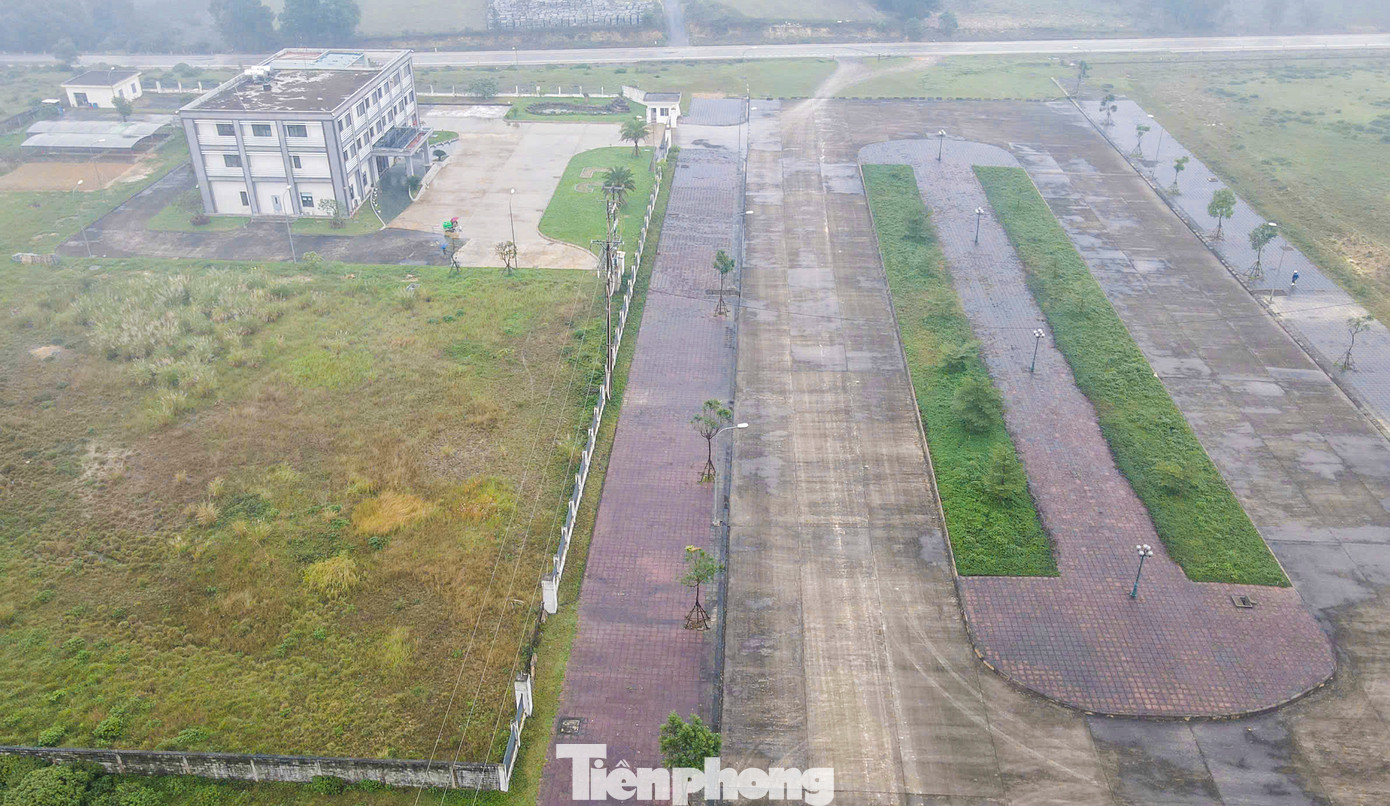 Cụm do Công ty TNHH thương mại Lợi Châu làm chủ đầu tư và là 1 trong 3 cụm công nghiệp được thị xã Kỳ Anh quy hoạch trở thành "lõi" kinh tế địa phương trong thời gian tới.