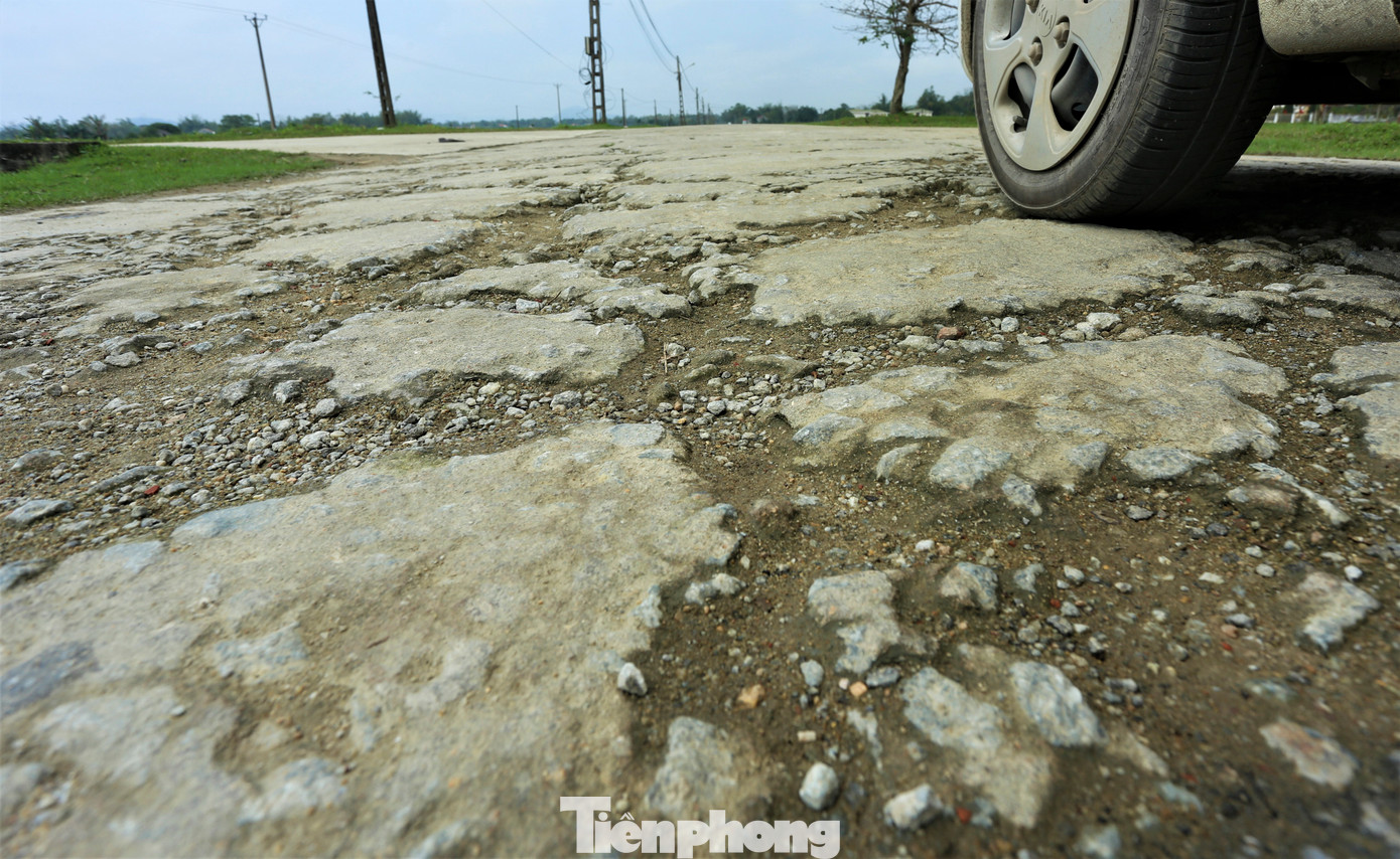 Nhiều vị trí trên tuyến đã xuống cấp sau thời gian sử dụng. Dự kiến khi được nâng cấp, tuyến đường sẽ thiết kế theo đường cấp III miền núi, tốc độ thiết kế 60km/h, bề rộng nền đường 9 m, bề rộng mặt đường 8m.