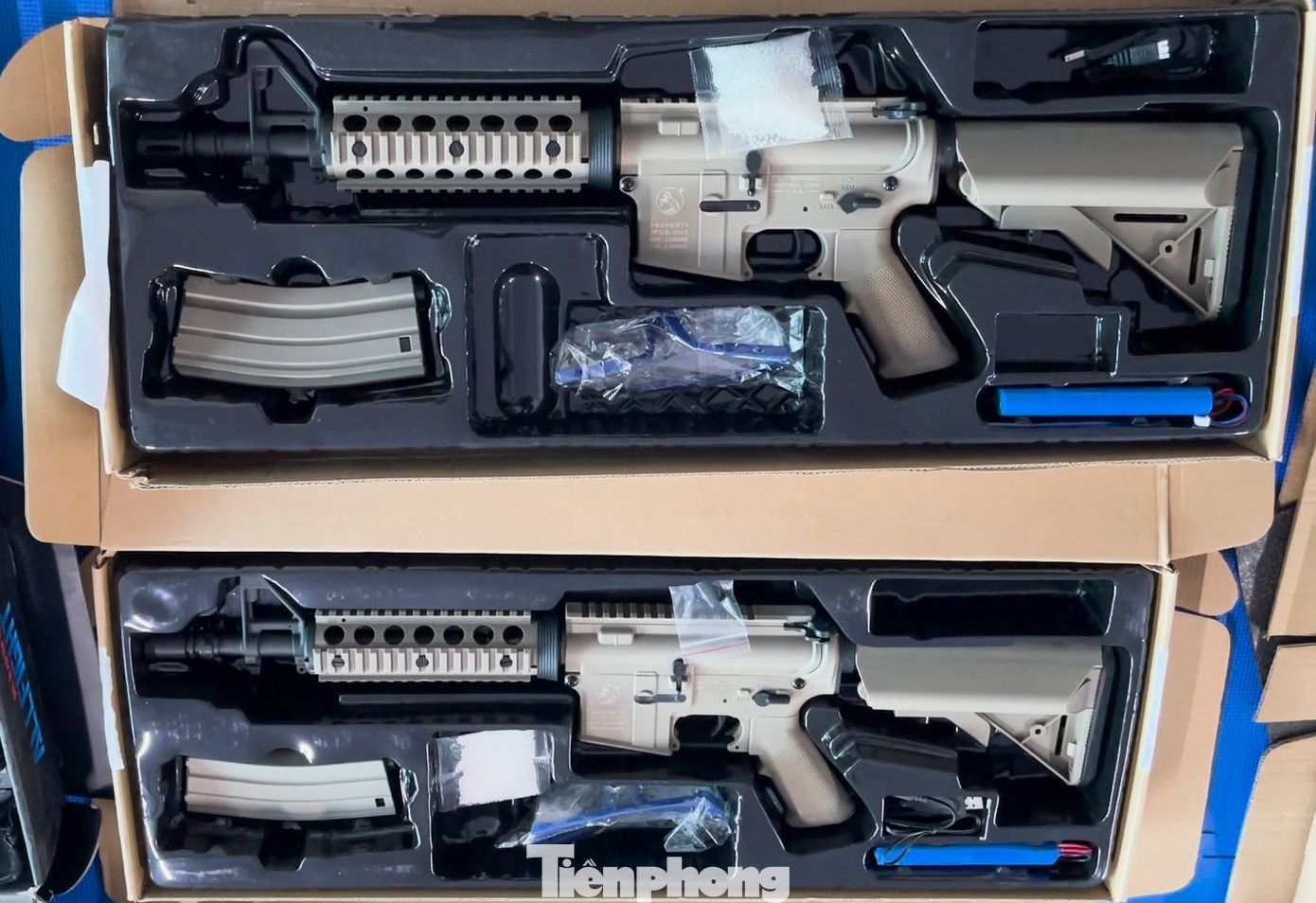 Một khẩu súng đạn thạch CYMA M4 được nhóm đối tượng “hô biến” thành các sản phẩm có tính sát thương cao. Một khẩu súng đạn thạch CYMA M4 được nhóm đối tượng “hô biến” thành các sản phẩm có tính sát thương cao.