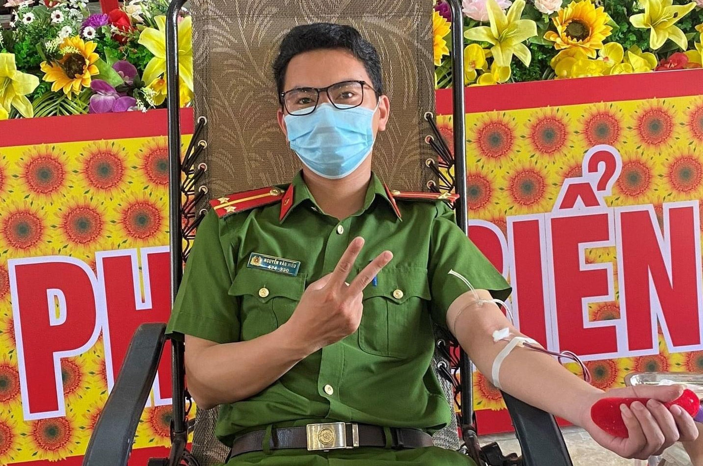 Thượng úy Nguyễn Văn Hiếu Thượng úy Nguyễn Văn Hiếu