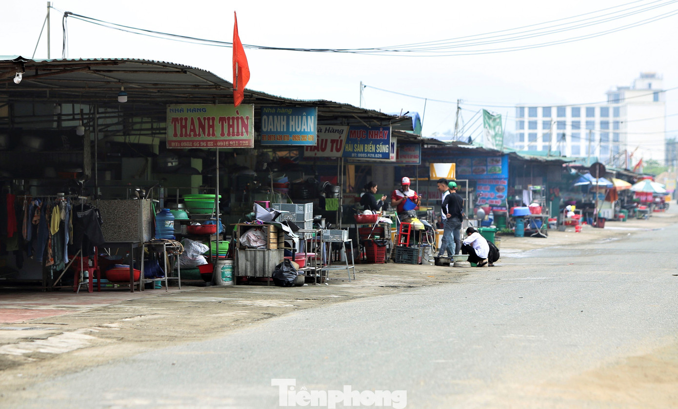 Ngành chức năng sẽ lần lượt di dời các ki ốt này vào tháng 9.