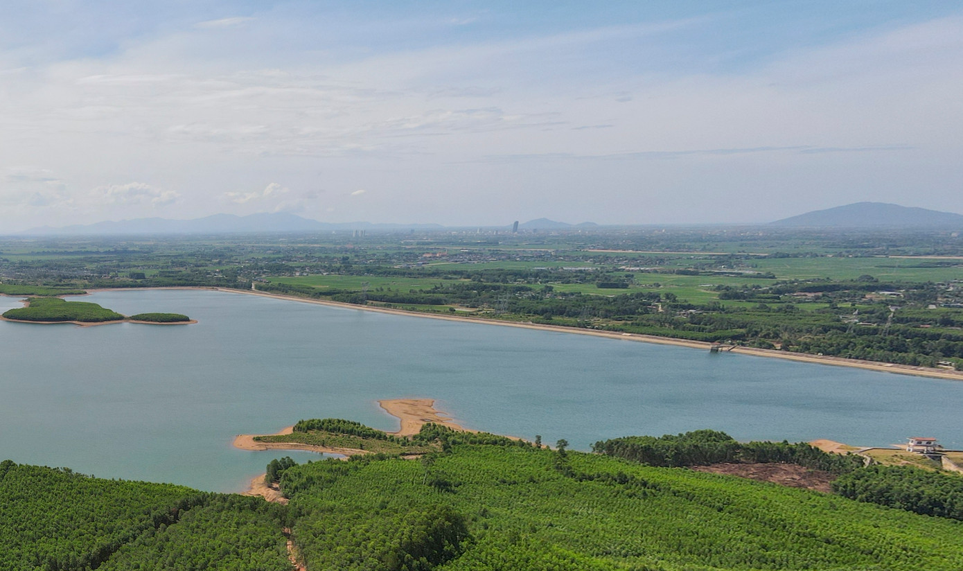 1 góc hồ Bộc Nguyên. 1 góc hồ Bộc Nguyên.