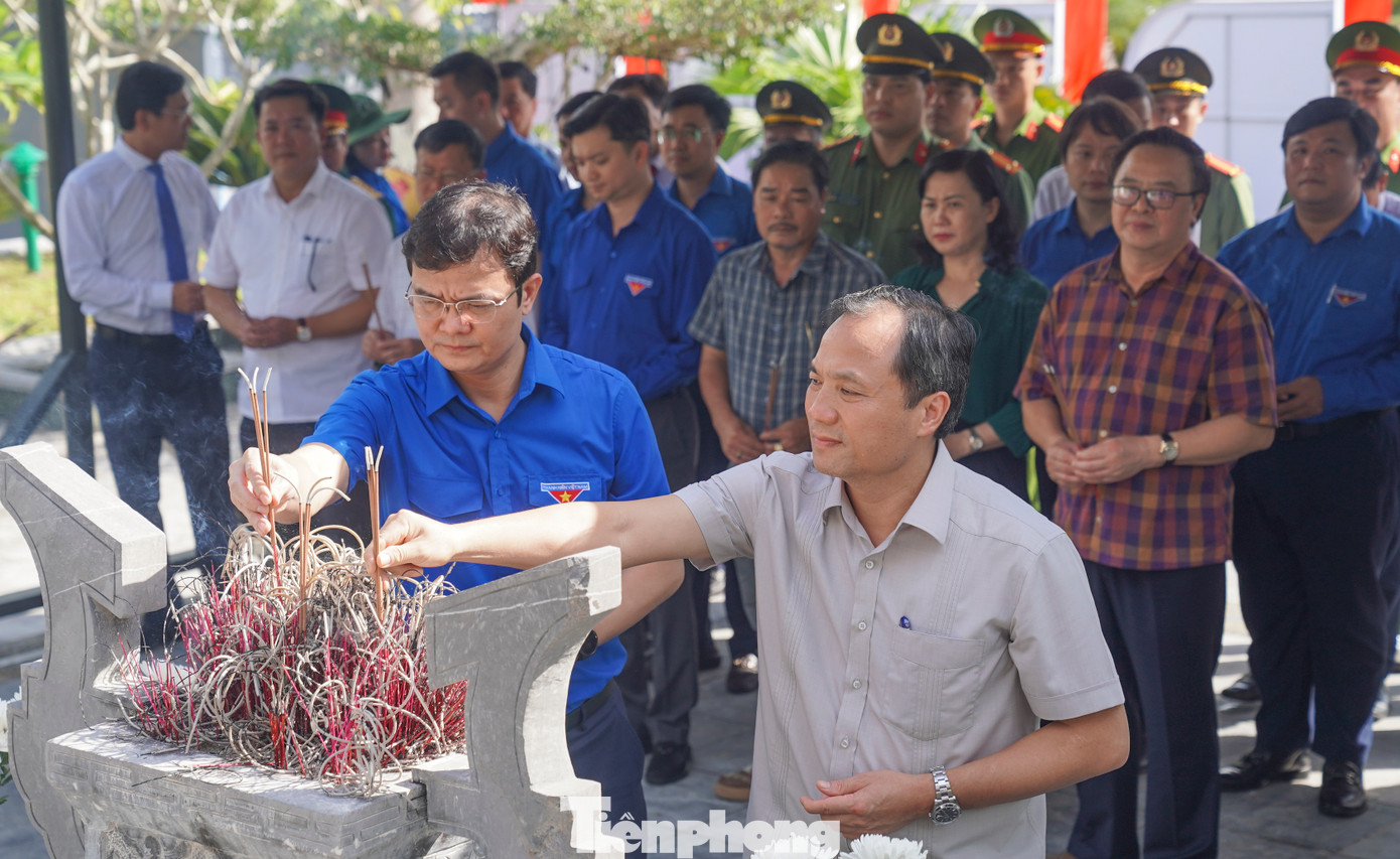 Đây là hoạt động nằm trong chuỗi chương trình Kỷ niệm 110 năm ngày sinh anh Lý Tự Trọng - người đoàn viên Thanh niên cộng sản đầu tiên.