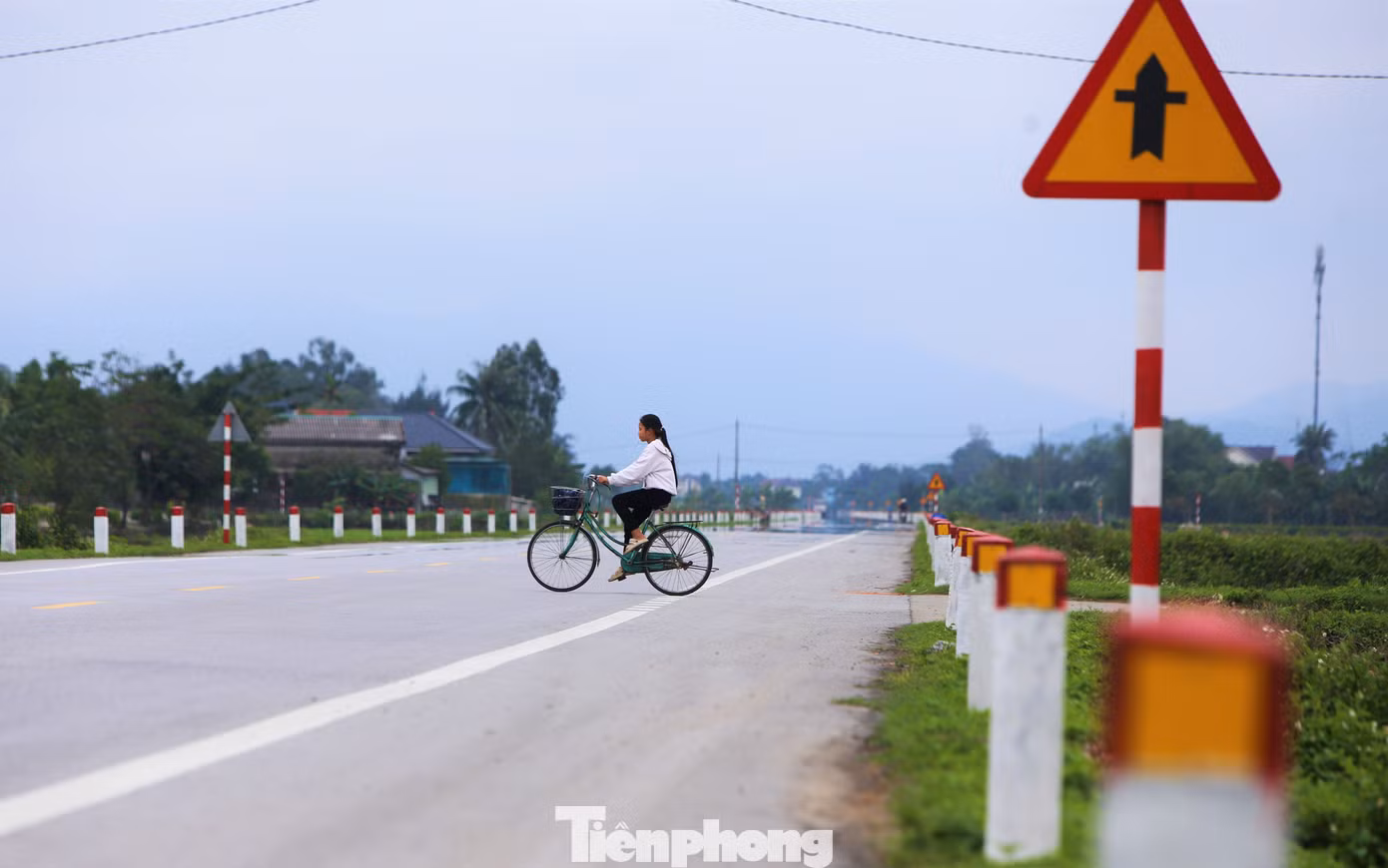 Đại diện Sở Giao thông Vận tải Hà Tĩnh cho biết, sắp tới sẽ phối hợp ngành chức năng khảo sát lại các vị trí có nguy cơ mất an toàn trên tuyến đường để có giải pháp phù hợp nhằm hạn chế tai nạn xảy ra.
