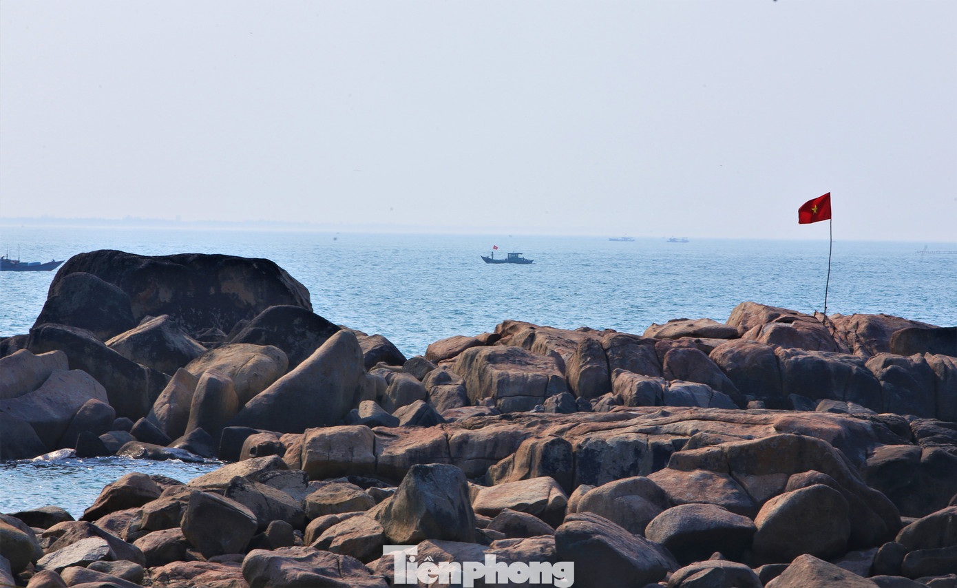 Chính quyền địa phương cho biết đang tập trung kêu gọi đầu tư, nâng cấp hạ tầng, cảnh quan môi trường để khai thác tiềm năng, hình thành khu du lịch nghỉ dưỡng, sinh thái biển, cũng như các khu vực ăn uống đảm bảo, phục vụ du khách. Chính quyền địa phương cho biết đang tập trung kêu gọi đầu tư, nâng cấp hạ tầng, cảnh quan môi trường để khai thác tiềm năng, hình thành khu du lịch nghỉ dưỡng, sinh thái biển, cũng như các khu vực ăn uống đảm bảo, phục vụ du khách.