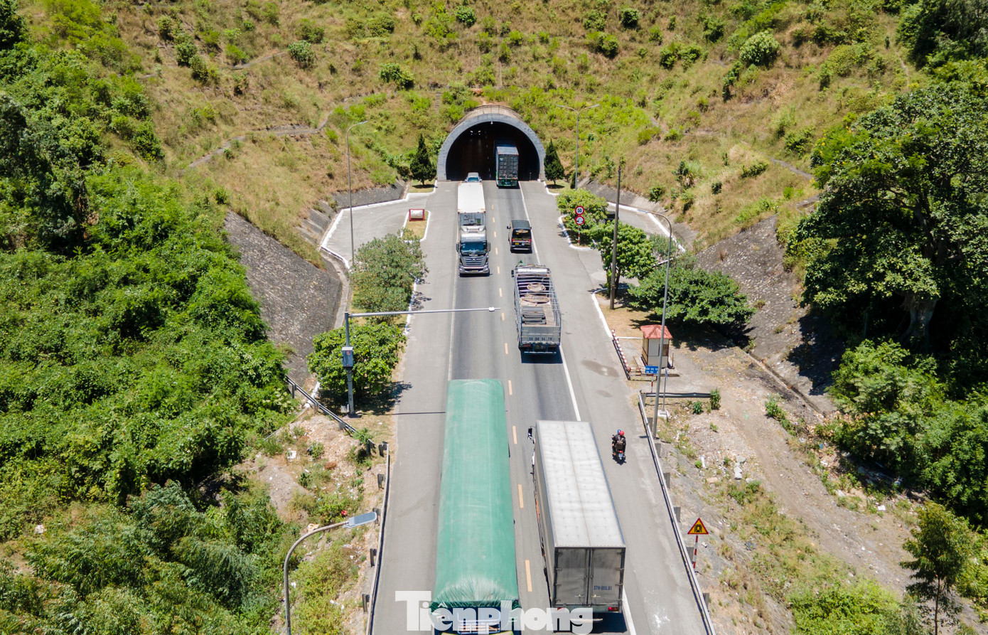 Hầm đường bộ Đèo Ngang khi hoàn thành đã giúp rút ngắn thời gian, khoảng cách và góp phần thúc đẩy phát triển kinh tế, du lịch, dịch vụ.