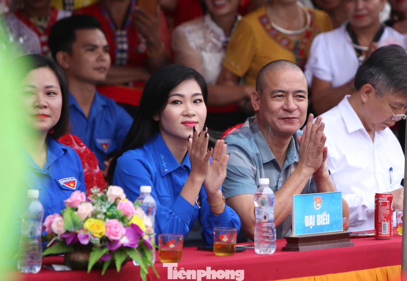 Tham dự lễ khánh thành có Nhà báo Lê Xuân Sơn - Tổng biên tập Báo Tiền Phong; GS.TS Thái Văn Thành - Giám đốc Sở GD&amp;ĐT Nghệ An; bà Nguyễn Thị Kim Chi - Bí thư Đảng uỷ khối các cơ quan của tỉnh; chị Nguyễn Thị Phương Thuý - Phó bí thư Tỉnh đoàn cùng lãnh đạo UBND huyện Tân Kỳ, xã Tiên Kỳ và hàng trăm người dân địa phương.