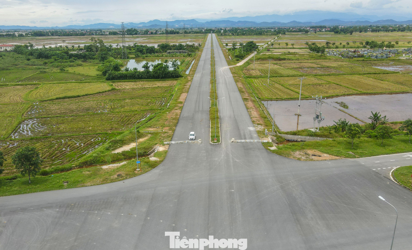 Theo Ban quản lý dự án đầu tư xây dựng thị xã Hồng Lĩnh (đại diện chủ đầu tư), hiện nay Cục Quản lý đường bộ II đã chấp thuận phương án thiết kế, chờ UBND tỉnh Hà Tĩnh chấp thuận chủ trương điều chỉnh dự án là cấp phép thi công đấu nối. Dự kiến, khoảng quý 3 năm nay, dự án sẽ thông tuyến, đi vào khai thác sử dụng.