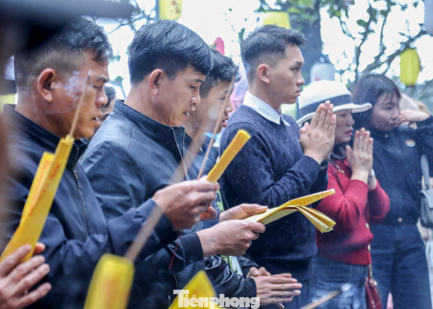 Những ngày đầu năm mới Ất Tỵ 2025, hàng chục nghìn lượt du khách từ khắp mọi miền đất nước về đây để du xuân, vãn cảnh, cầu bình an, tài lộc.