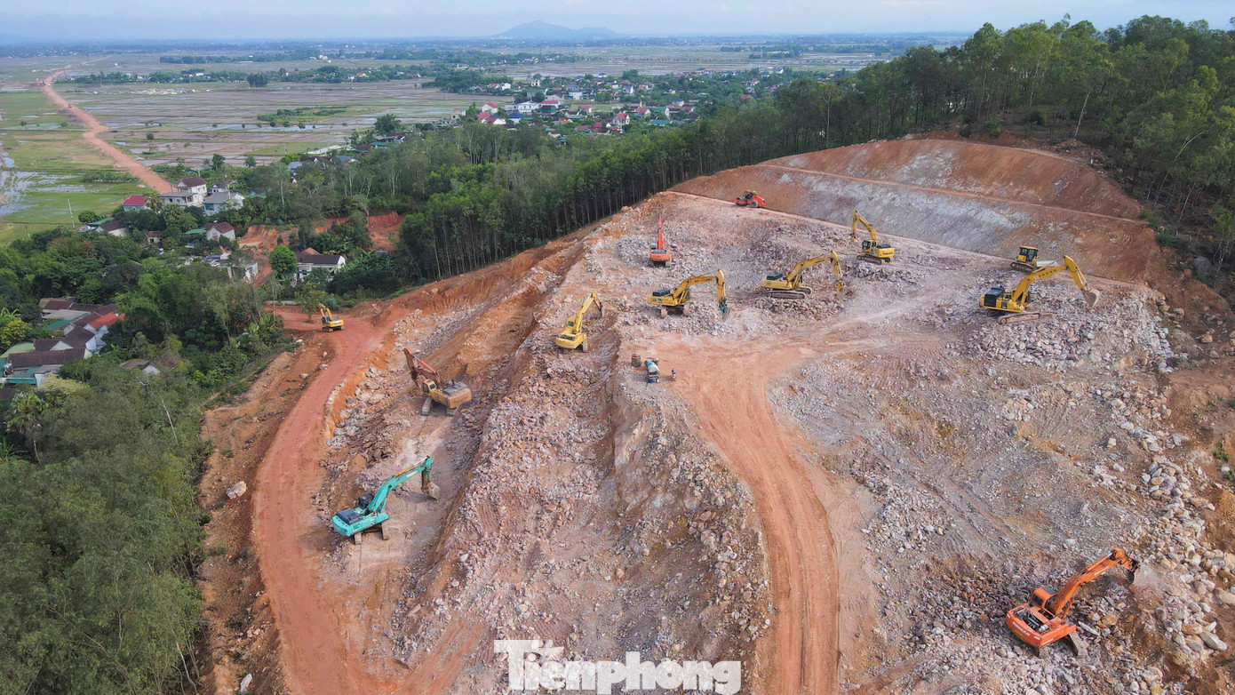 Hà Tĩnh chấp thuận thêm các mỏ vật liệu xây dựng để phục vụ thi công cao tốc.