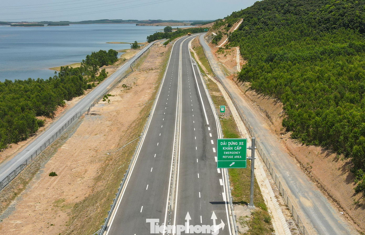 Theo Ban QLDA 6 (Bộ Xây dựng), tính đến nay, giá trị xây lắp đã thực hiện đạt khoảng 93% tổng giá trị khối lượng. Các gói thầu hiện cơ bản đáp ứng yêu cầu về nhân lực, máy móc, kịp bàn giao theo kế hoạch đề ra. Theo Ban QLDA 6 (Bộ Xây dựng), tính đến nay, giá trị xây lắp đã thực hiện đạt khoảng 93% tổng giá trị khối lượng. Các gói thầu hiện cơ bản đáp ứng yêu cầu về nhân lực, máy móc, kịp bàn giao theo kế hoạch đề ra.