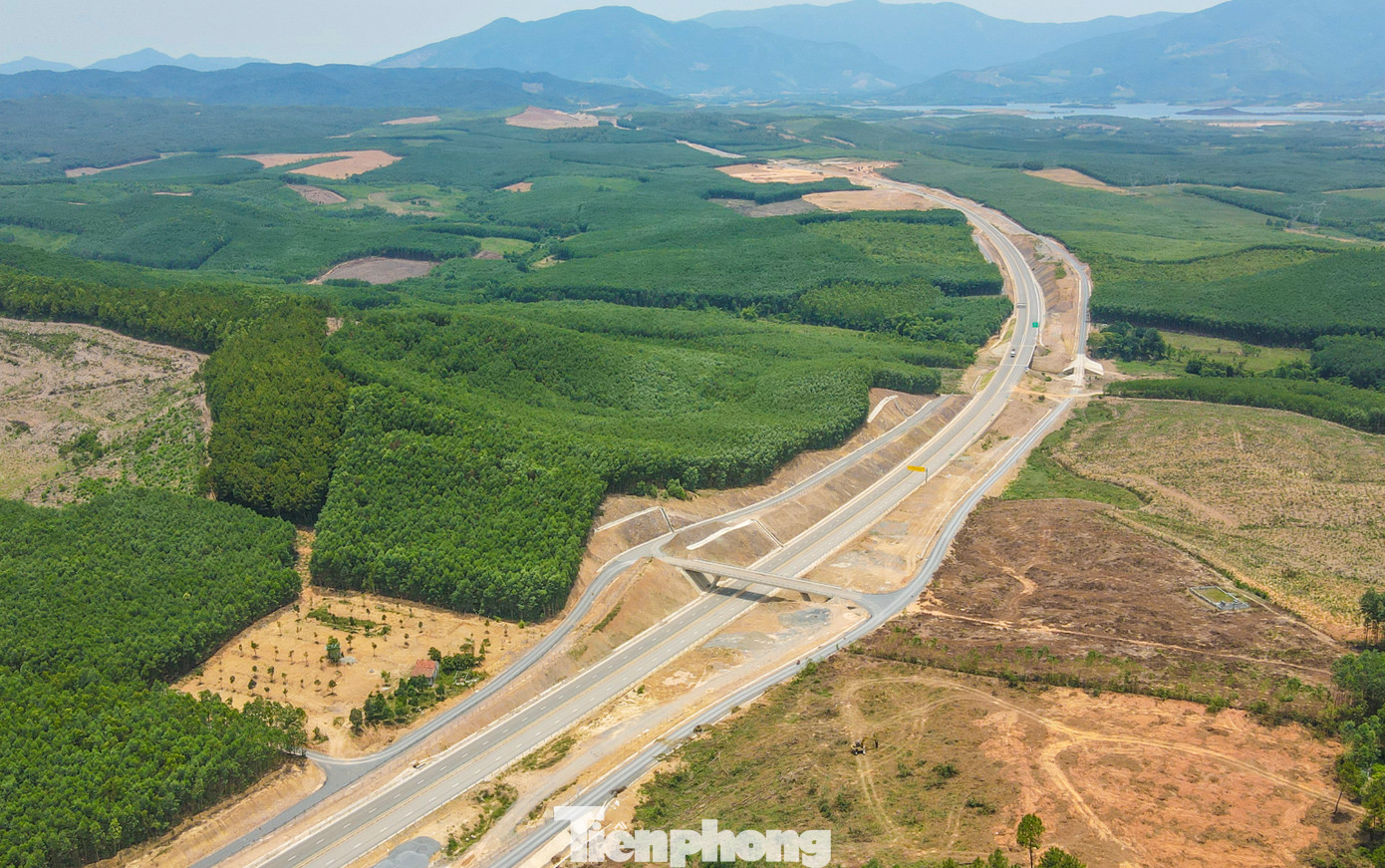 Theo Ban QLDA 6 (Bộ Xây dựng), tính đến nay, giá trị xây lắp đã thực hiện đạt khoảng 93% tổng giá trị khối lượng. Các gói thầu hiện cơ bản đáp ứng yêu cầu về nhân lực, máy móc, kịp bàn giao theo kế hoạch đề ra. Theo Ban QLDA 6 (Bộ Xây dựng), tính đến nay, giá trị xây lắp đã thực hiện đạt khoảng 93% tổng giá trị khối lượng. Các gói thầu hiện cơ bản đáp ứng yêu cầu về nhân lực, máy móc, kịp bàn giao theo kế hoạch đề ra.