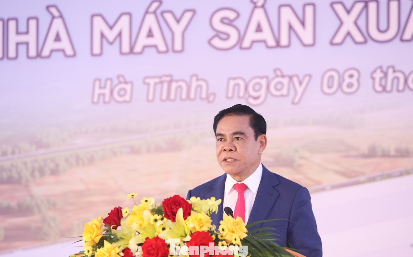 Chủ tịch UBND tỉnh Hà Tĩnh Võ Trọng Hải đánh giá vai trò lớn khi dự án nhà máy sản xuất ô tô điện khởi động.