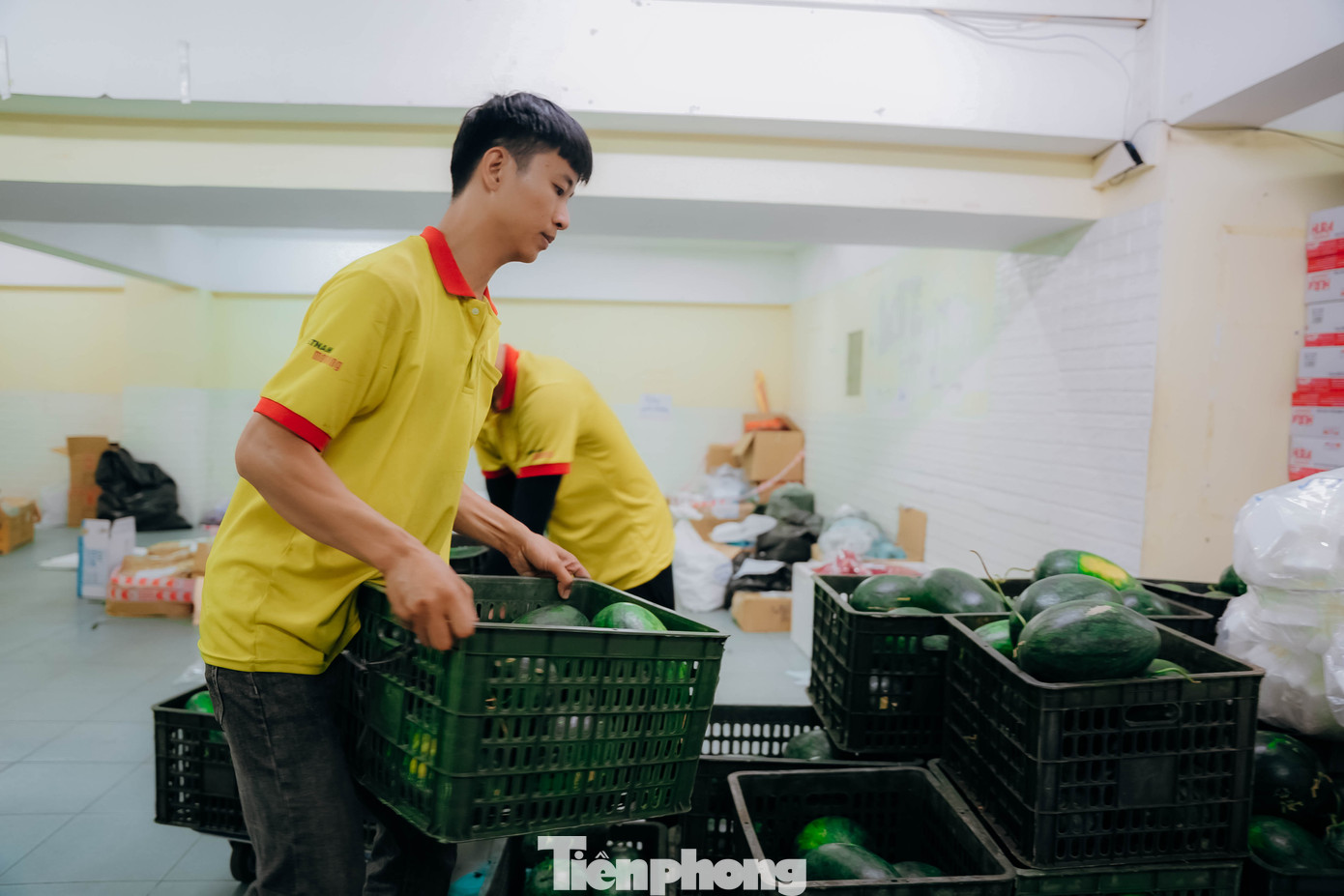 Nhà báo Phùng Công Sưởng - Tổng biên tập báo Tiền Phong, đồng Trưởng Ban tổ chức, nhấn mạnh, Tiền Phong Marathon 2025 là giải đấu đỉnh cao, với công tác hậu cần ở mức tốt nhất. Vì vậy, quá trình chuẩn bị diễn ra hết sức kỹ lưỡng. Nhà báo Phùng Công Sưởng - Tổng biên tập báo Tiền Phong, đồng Trưởng Ban tổ chức, nhấn mạnh, Tiền Phong Marathon 2025 là giải đấu đỉnh cao, với công tác hậu cần ở mức tốt nhất. Vì vậy, quá trình chuẩn bị diễn ra hết sức kỹ lưỡng.