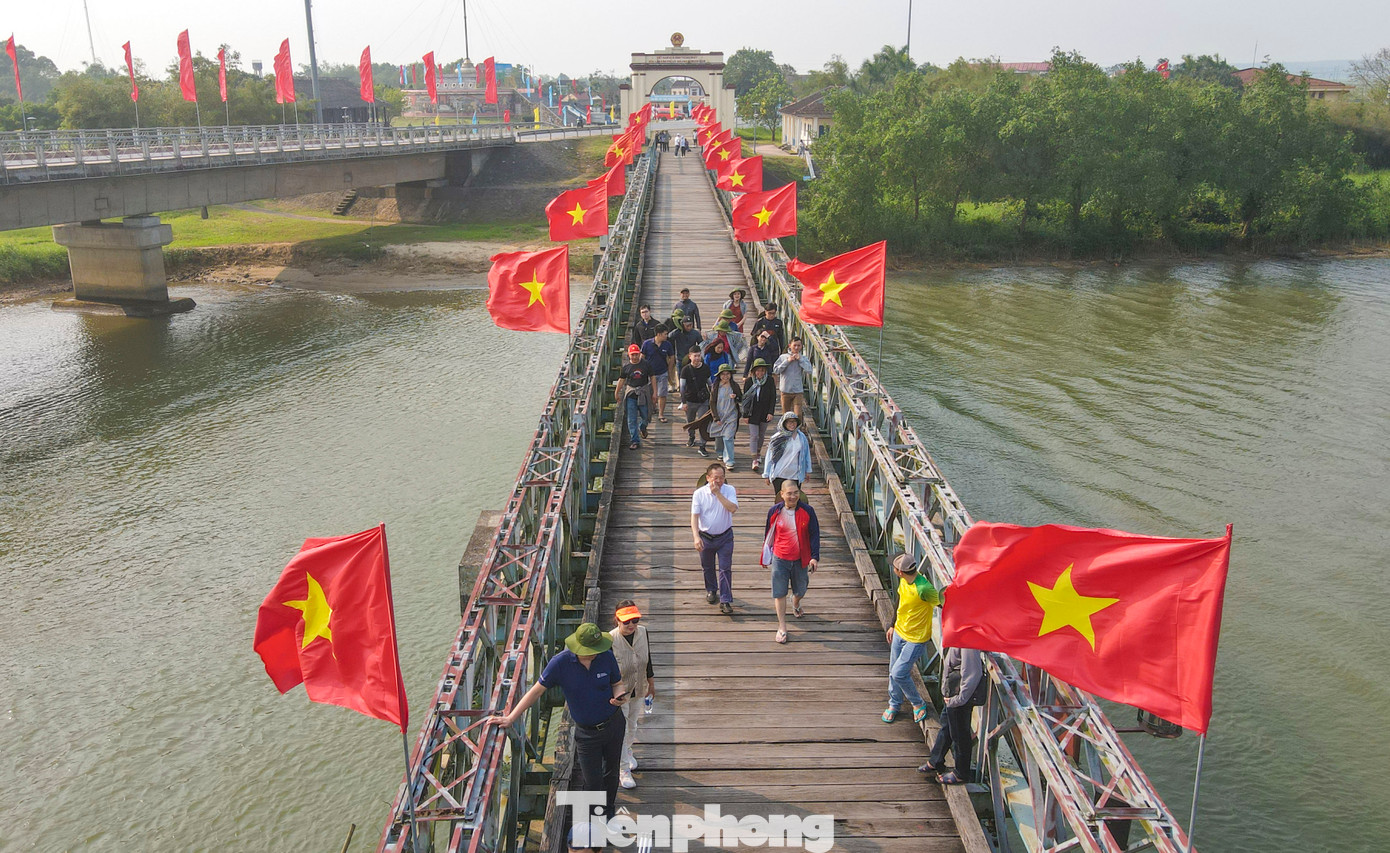 Vì vậy, công tác chuẩn bị cho sự kiện thiêng liêng tại địa điểm lịch sử mang khát vọng hòa bình được thực hiện hết sức kỹ lưỡng. Trong nhiều ngày, Ban tổ chức liên tục khảo sát, kiểm tra thực địa, bố trí nhân sự cũng như quá trình lắp đặt thiết bị.