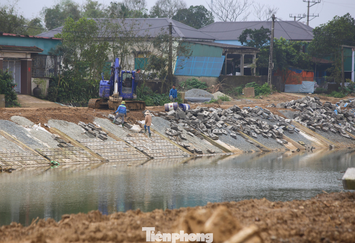 Mục tiêu dự án nhằm nâng cấp, chỉnh trang hạ tầng cảnh quan, hoàn thiện hệ thống kè và đường hai bên bờ sông Trí, qua đó, tạo điểm nhấn đô thị dọc hai bên bờ sông, góp phần hoàn thành các tiêu chí để thị xã Kỳ Anh lên thành phố vào cuối năm 2025.