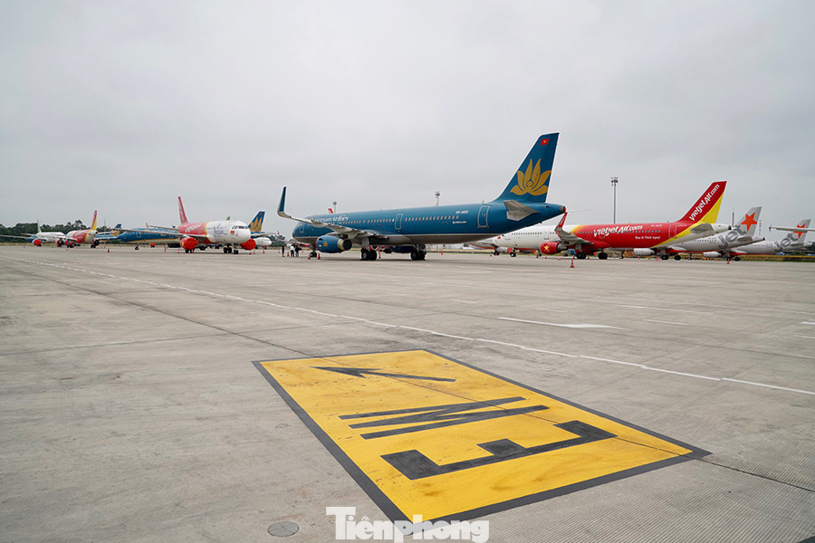 Lãnh đạo Vietnam Airlines cho rằng giá vé máy bay cao điểm hè năm nay đang rẻ nhất 6 năm trở lại đây (Ảnh minh họa).