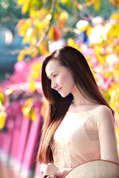 Hơn một năm qua, Lã Thanh Huyền không xuất hiện tại các sự kiện vì ở nhà hoàn thành trách nhiệm của một người vợ, người mẹ. Cô sinh con trai đầu lòng vào tháng 4 năm ngoái