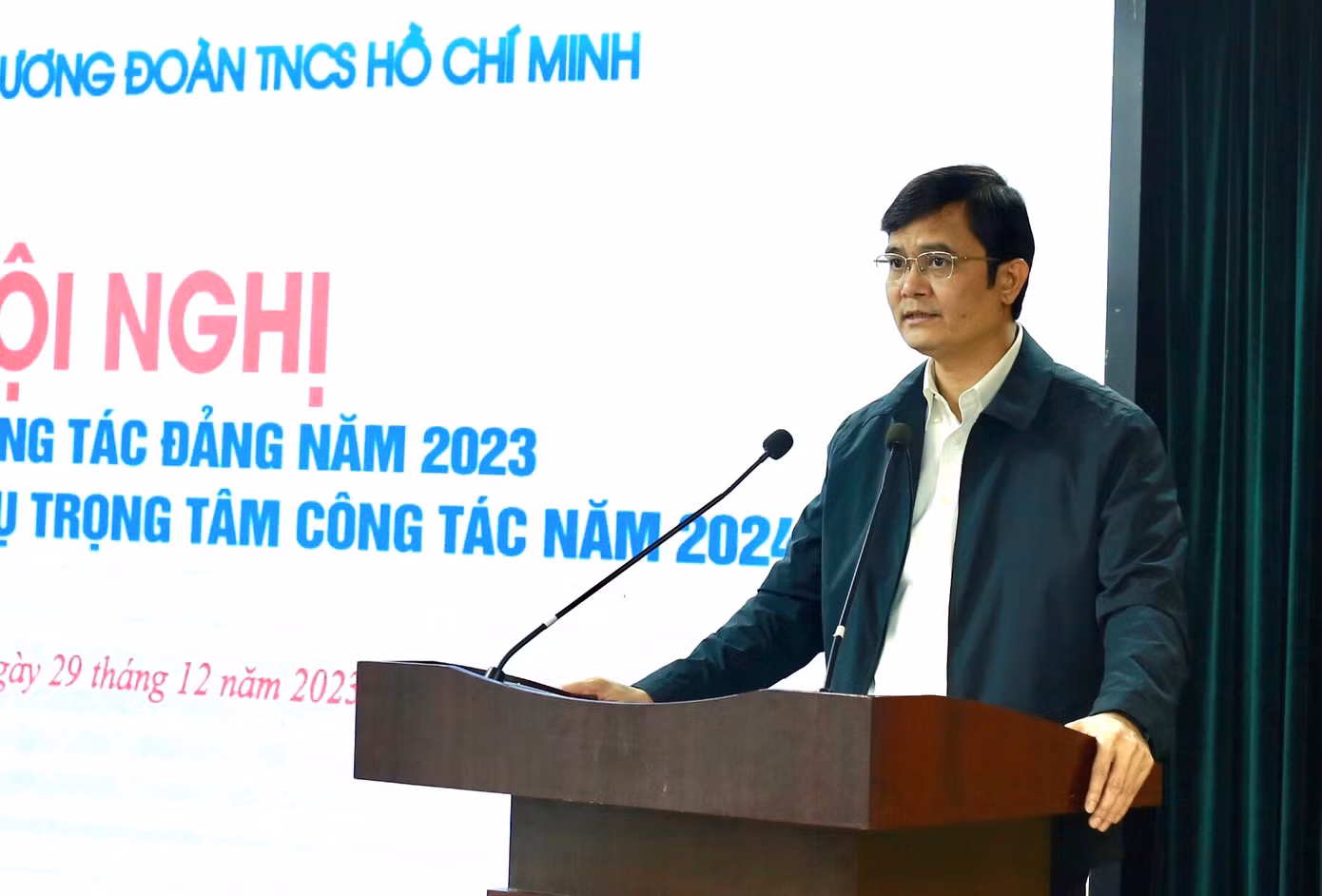 Anh Bùi Quang Huy - Ủy viên dự khuyết T.Ư Đảng, Bí thư thứ nhất T.Ư, Bí thư Đảng uỷ T.Ư Đoàn phát biểu tại hội nghị. Ảnh: Bảo Anh Anh Bùi Quang Huy - Ủy viên dự khuyết T.Ư Đảng, Bí thư thứ nhất T.Ư, Bí thư Đảng uỷ T.Ư Đoàn phát biểu tại hội nghị. Ảnh: Bảo Anh